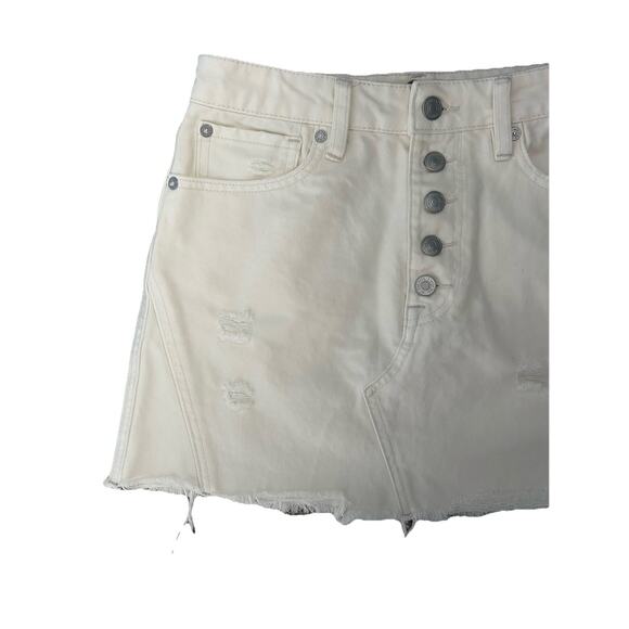 Free People Womens Cream Denim Mid Rise Distressed Mini Jean Skirt 27 NWT - Picture 2 of 8